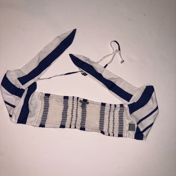 Forever21  Tie from crop top - Picture 2 of 4